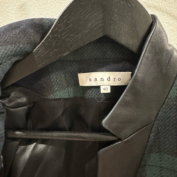 Beautiful black watch tartan and leather collar. Snap closure. - Picture 3 of 3